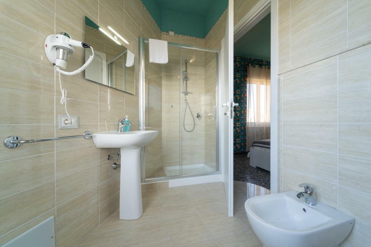 Budget Rooms Carbonazzi 17 Cagliari Exteriér fotografie